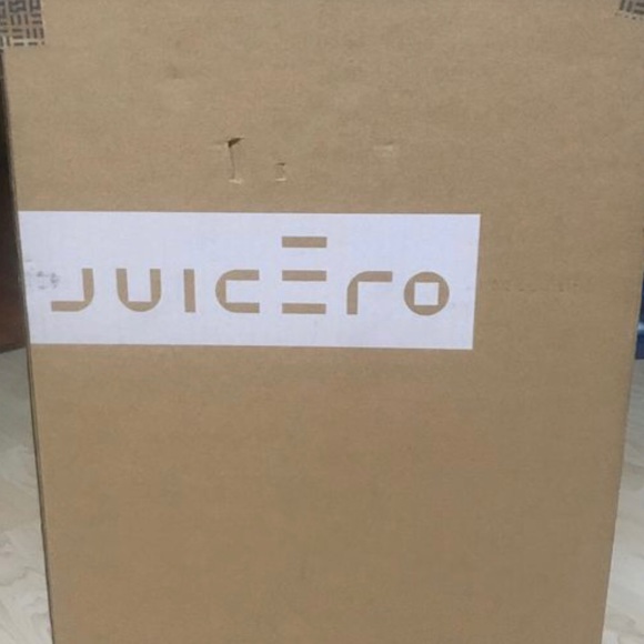 Juicero juicer